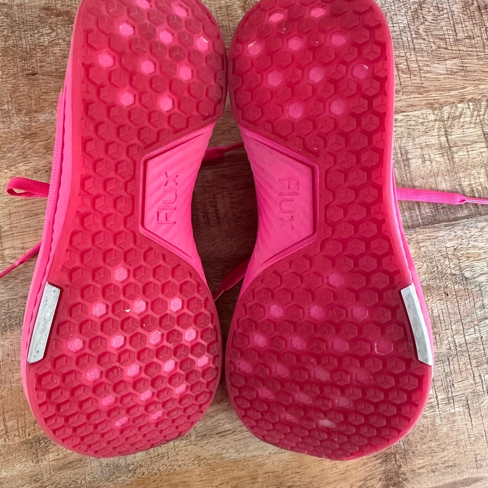 FLUX Athletic Shoes in Neon Pink - Picture 4 of 7